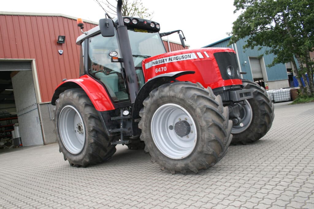 Massey Ferguson 6470 with Bespoke Tractor Bonnet Cover