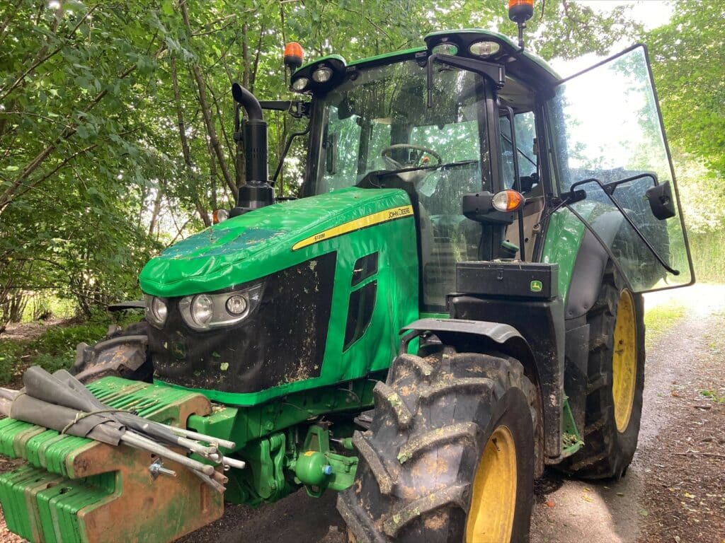 Green John Deere Tractor Bonnet Covers for Model 6120M